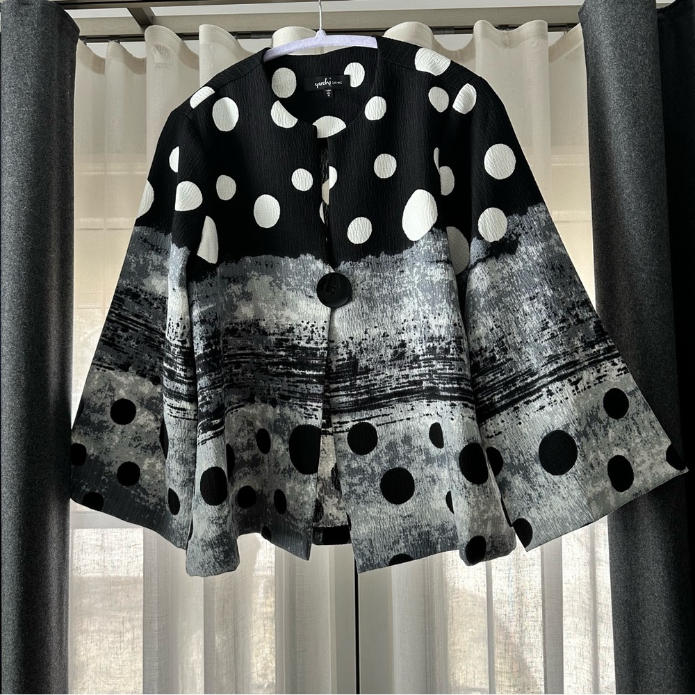 Yushi Black and White Polka Dot Jacket Size Small